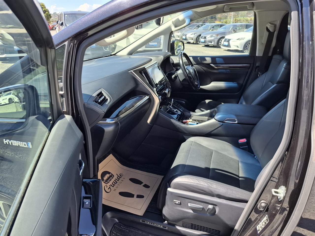 2016 Toyota Vellfire HYBRID 4WD ZR G EDITION Carousel 16
