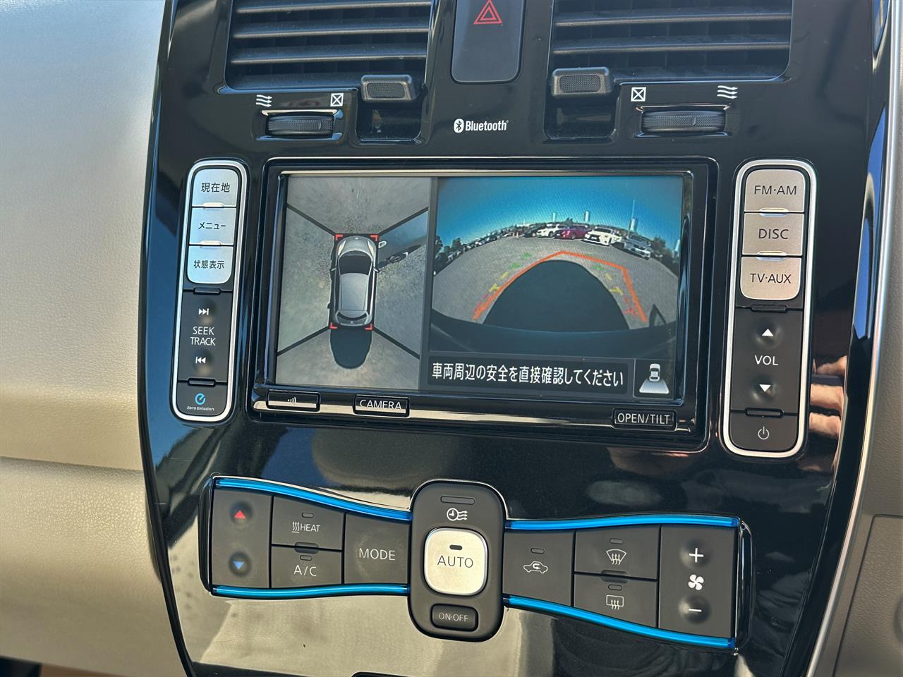 2017 Nissan Leaf 30KW.SOH 75%.BOSE.360°camera.Cruise control. Carousel 6