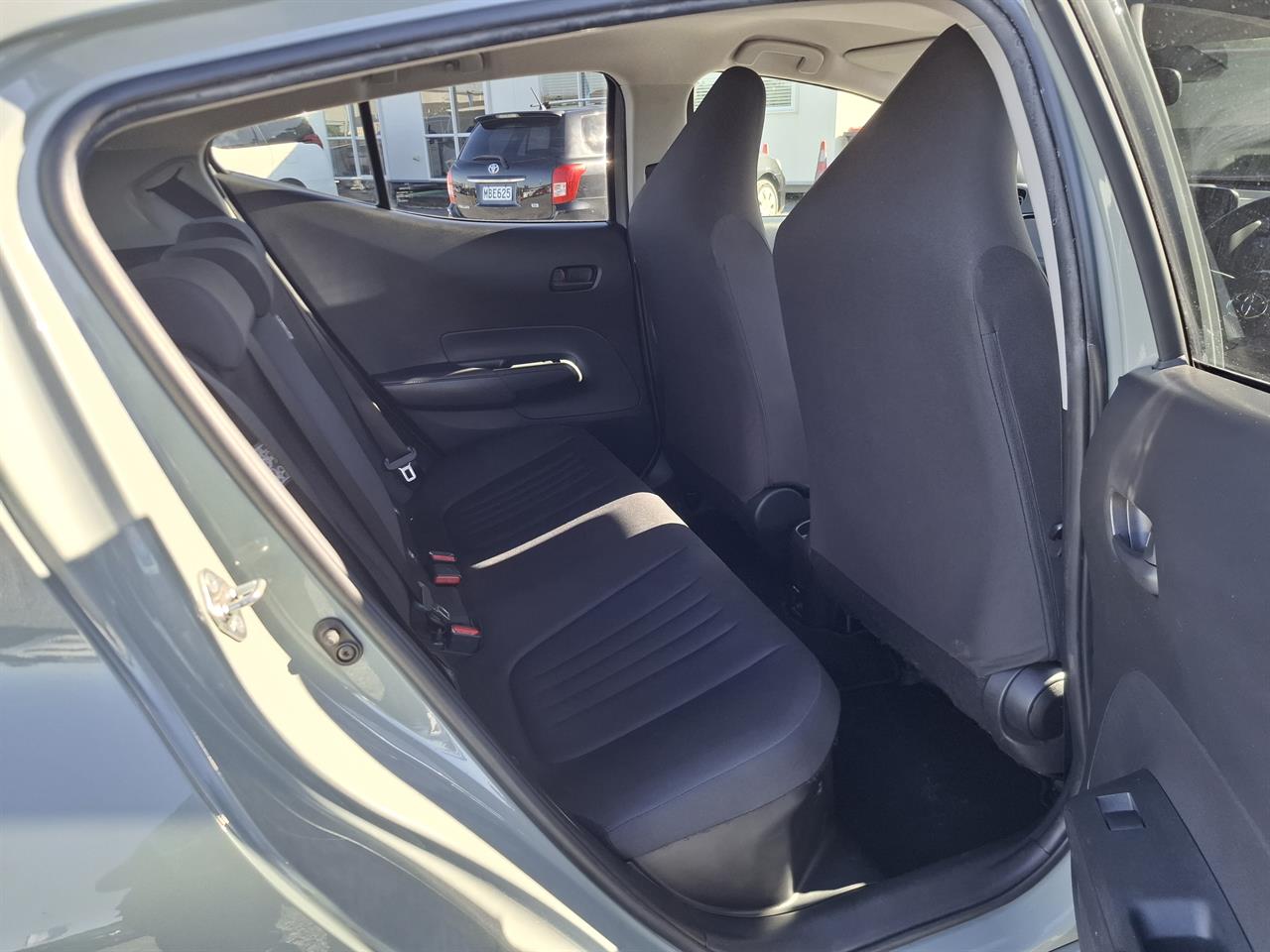 second hand 2022 Toyota Aqua Safety radar.Lane assist.Radar cruise.Rear camera. for sale NZ Collage 1