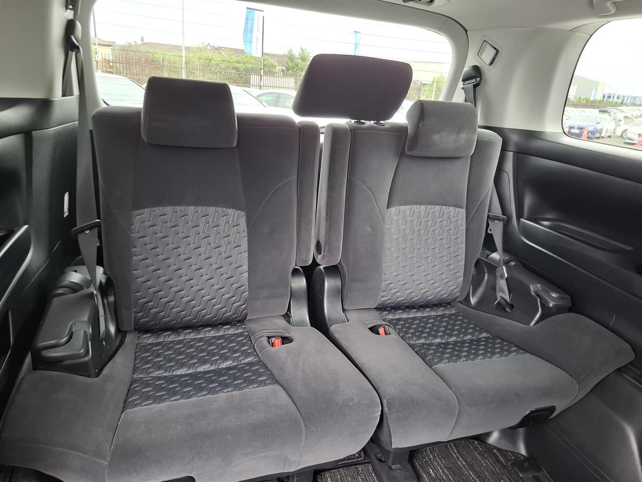 2016 Toyota Vellfire Rear camera.Electric doors.Rea cam.8 Airbags. Carousel 5
