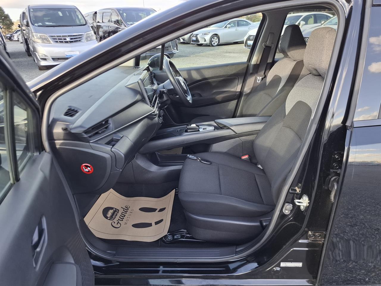 2021 Nissan Note E-power.LED.360°camera.Blind spot.Lane assist.Safety radar.Park sens. Carousel 4