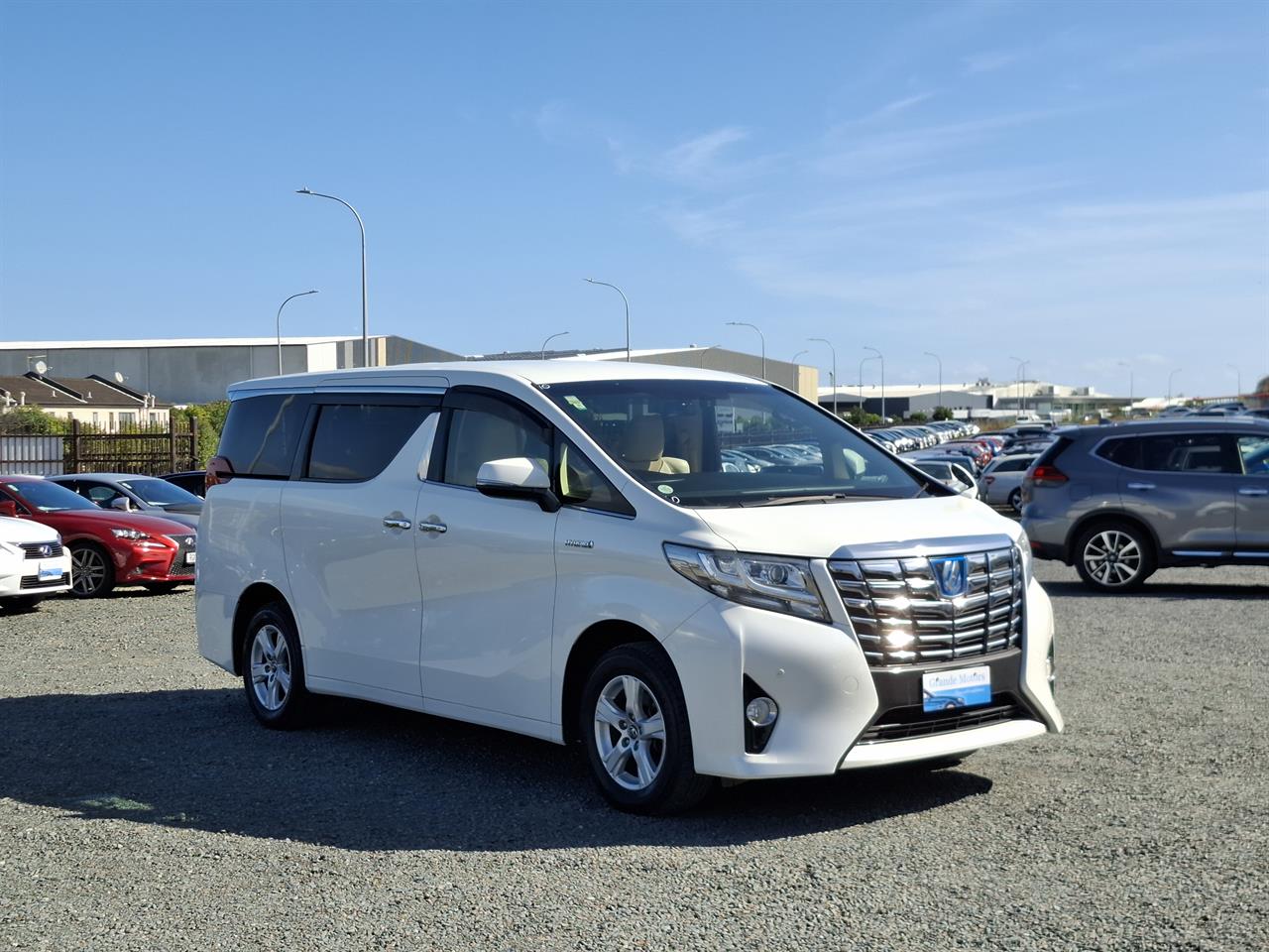 2015 Toyota Alphard Hybrid.Cruise control.Rear cam.Park sensors.Elec doors.8 SRS Airbags