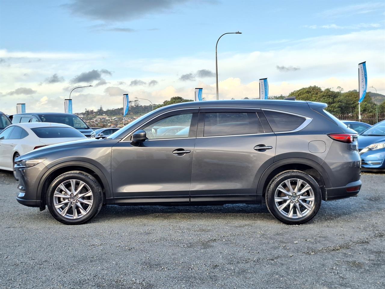 2018 Mazda CX-8 25S.7 seats.HUD.Safety radar.Lane assist.360°camera.Park sensors. Carousel 13