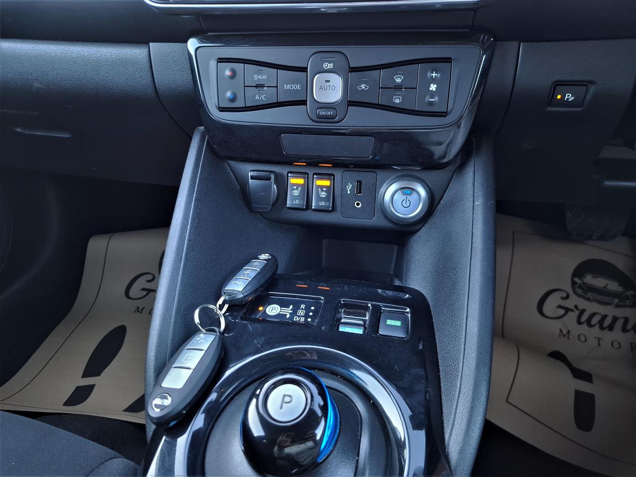 2019 Nissan Leaf 62KW.SOH86%.360°cam.Android/AppleCarPlay.Pro-pilot.Alarm. Carousel 7