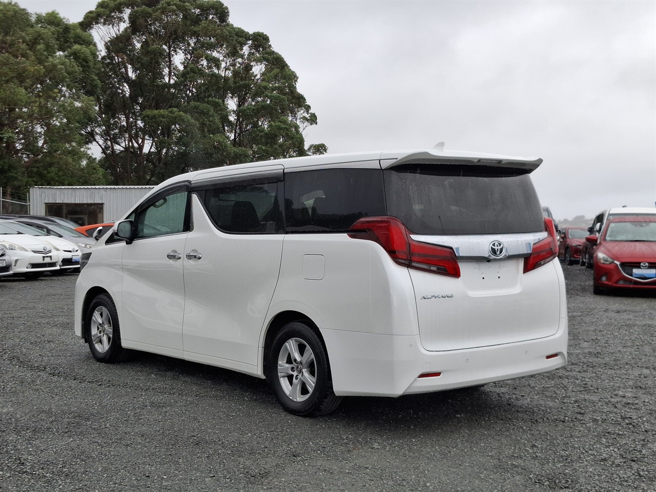 2018 Toyota Alphard 8 seater.Rear camera.8 SRS Airbags. Carousel 14