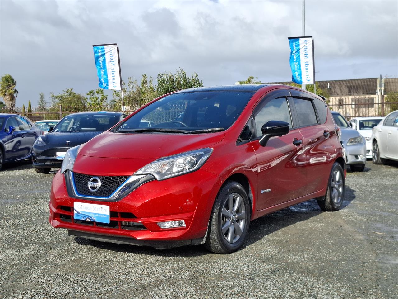 2018 Nissan Note E-power.360 camera.Safety radar.Park sensors.Lane assist. Carousel 12