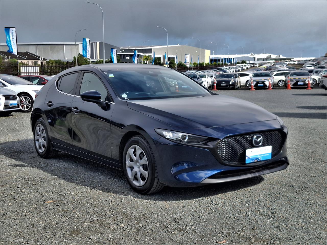 2023 Mazda 3 HUD.Rear camera.Radar cruise.Park sensors.
