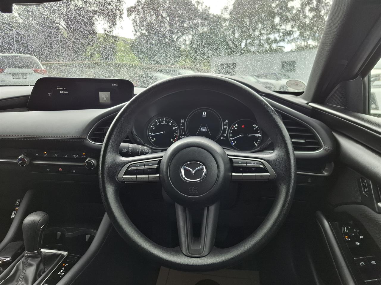 2023 Mazda 3 HUD.Rear camera.Radar cruise.Park sensors. Carousel 9