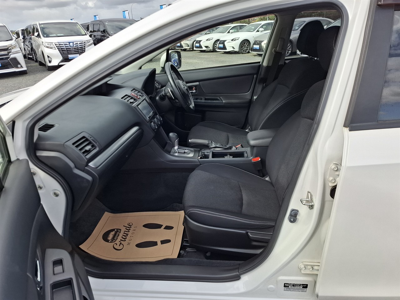 2012 Subaru XV 2.0I-L EYESIGHT 4WD Carousel 3