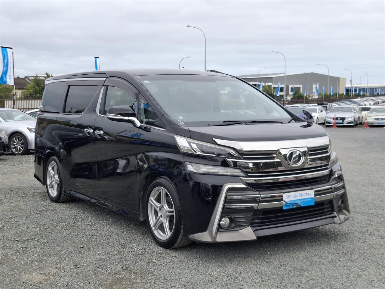 2016 Toyota Vellfire Rear camera.Electric doors.Rea cam.8 Airbags.