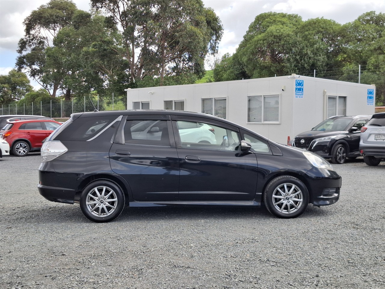 2012 Honda Fit Shuttle.Hybrid.Rear camera. Carousel 15