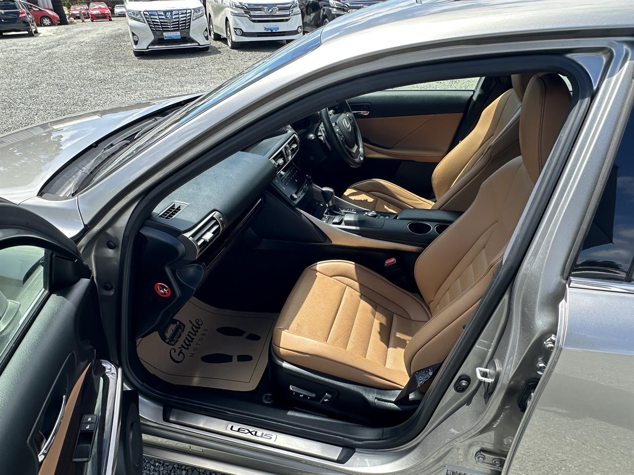 2013 Lexus IS 350 F-sport.Sunroof.Leather.Radar cruise.Park sens.Alarm.10 Airbags. Carousel 5