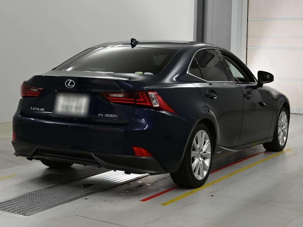 2014 Lexus IS 300h Transit Hybrid Carousel 5