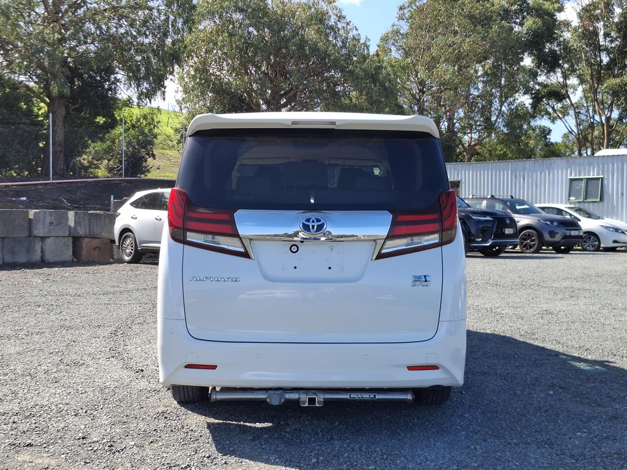 2015 Toyota Alphard Hybrid.Cruise control.Rear cam.Park sensors.Elec doors.8 SRS Airbags Carousel 15