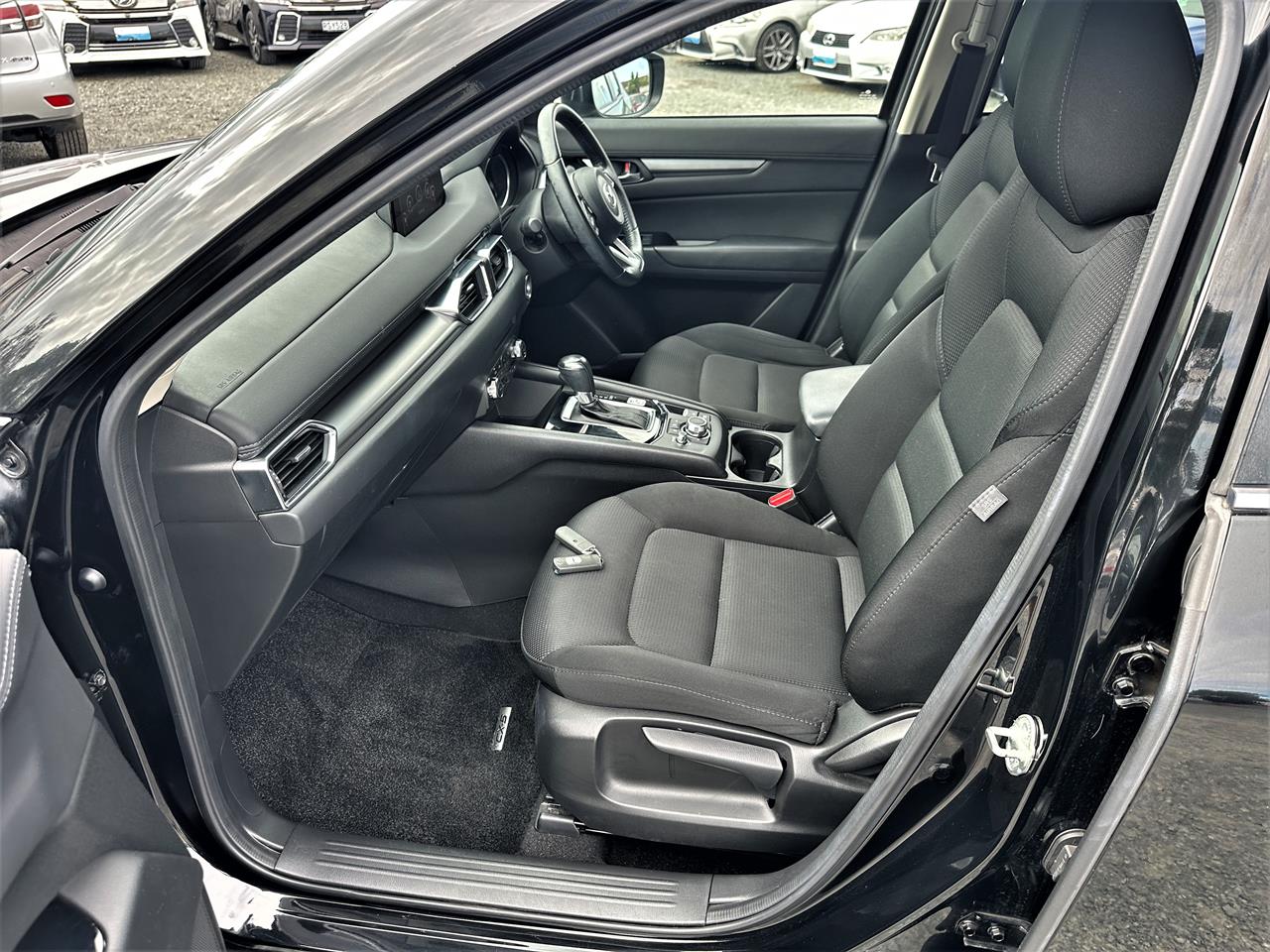 2018 Mazda CX-5 20S Pro Active.HUD.Lane assist.Park sensors.Radar cruise. Carousel 3