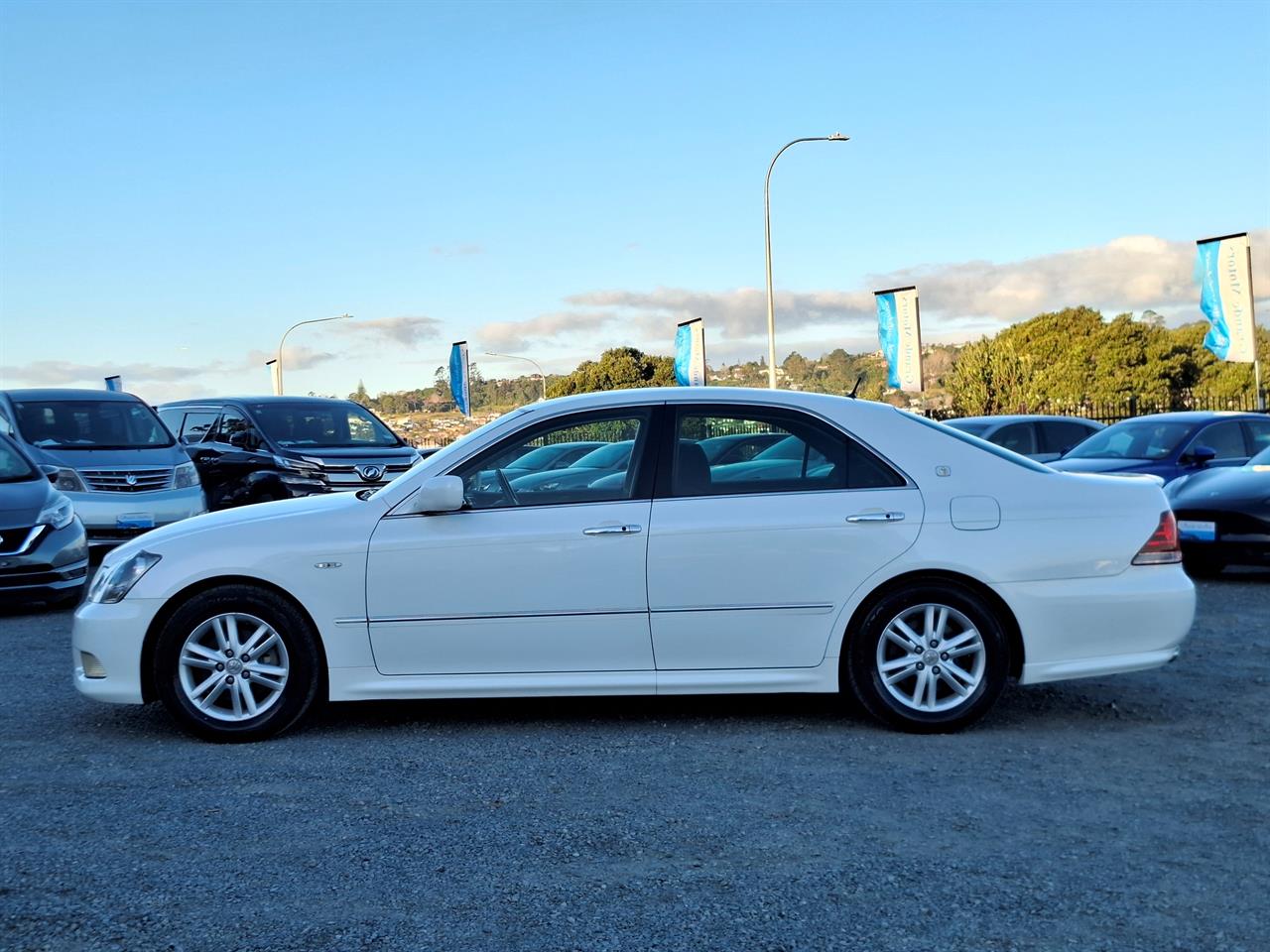 2006 Toyota Crown Athlete.Cruise control.Rear camera. Carousel 14