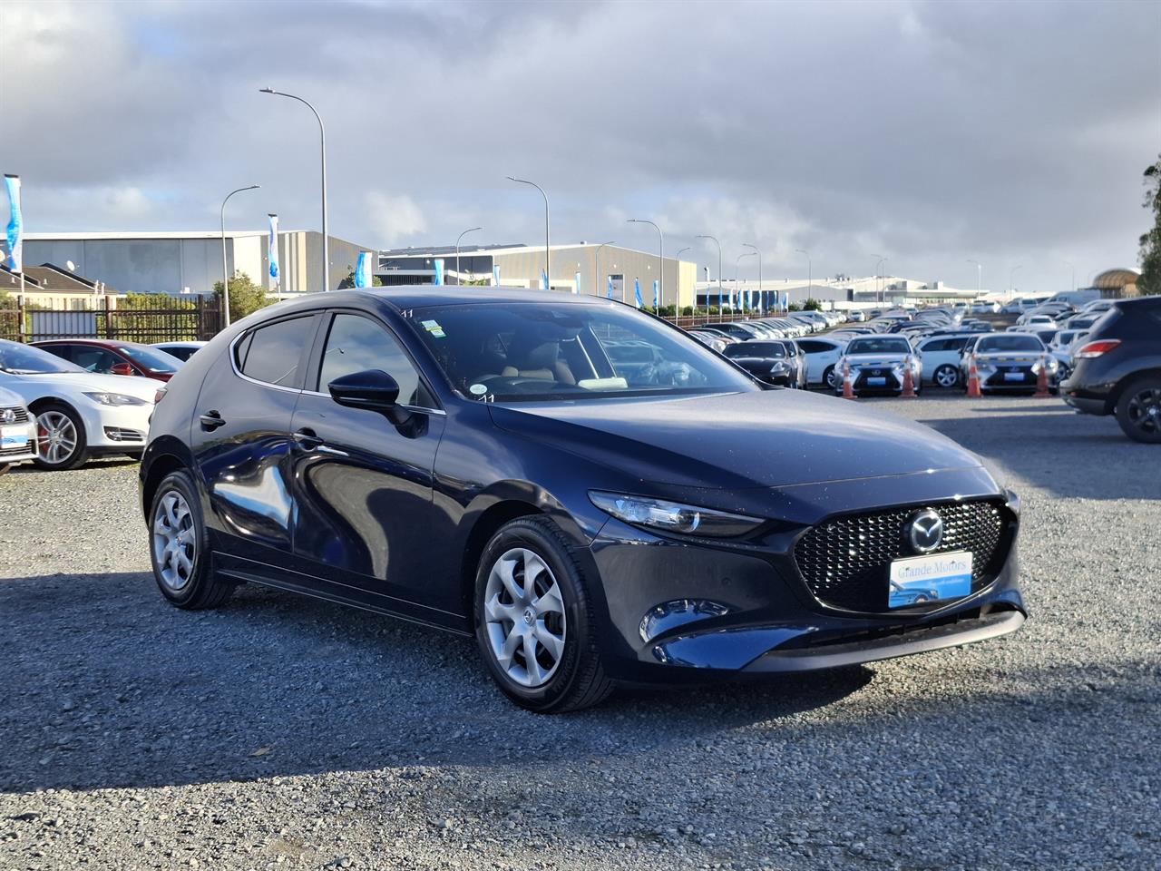 2023 Mazda 3 HUD.Rear camera.Radar cruise.Park sensors.