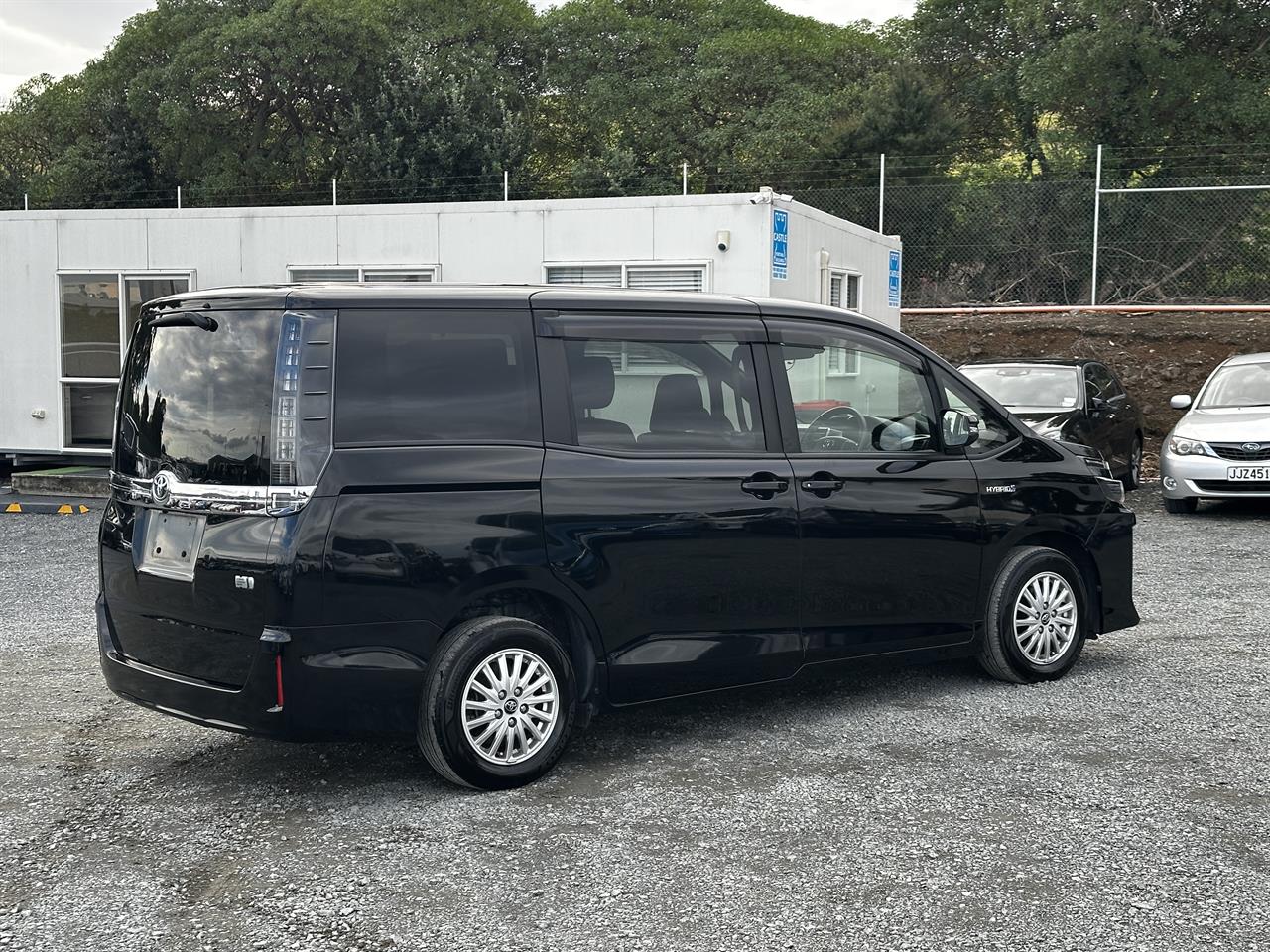 2017 Toyota Voxy Hybrid.Safety radar.Lane assist.Rear cam.Electic doors. Carousel 17
