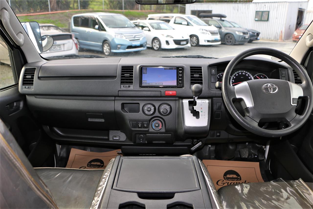 2020 Toyota Hiace DX.Safety radar.Alarm.1000kg capacity.Lane assist. Carousel 4