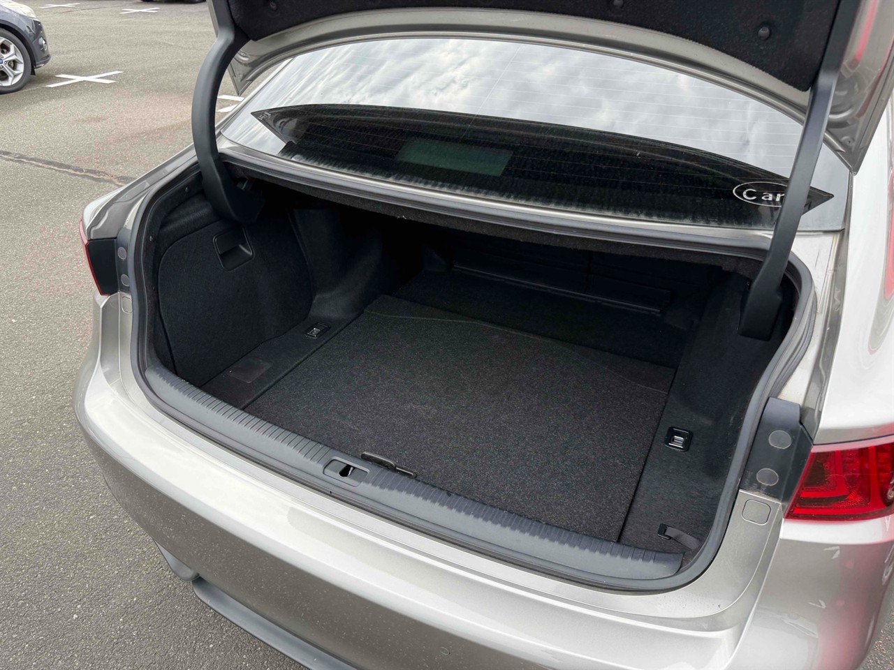 2013 Lexus IS 300h Transit F-Sport Carousel 8