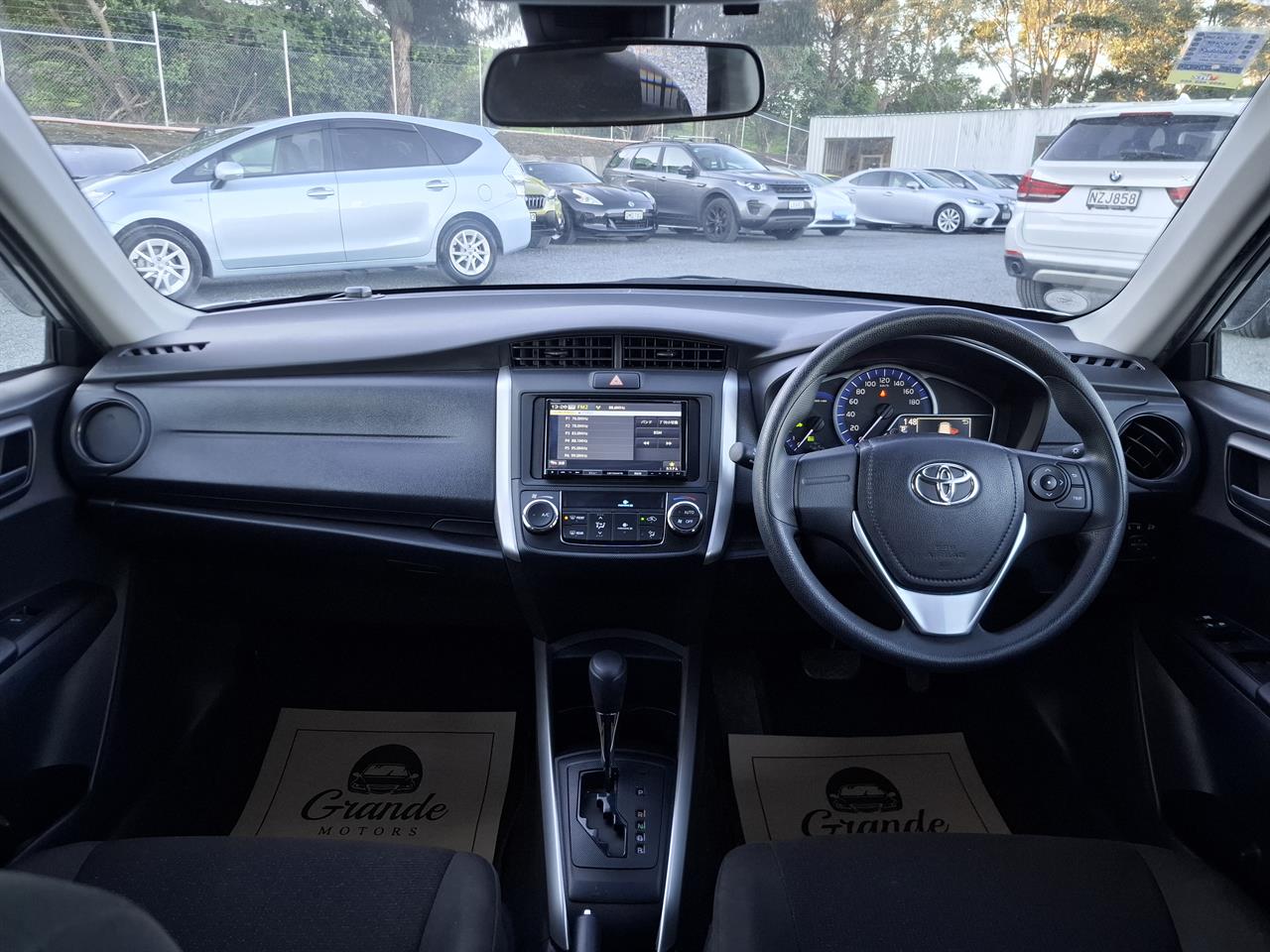 2023 Toyota Corolla Fielder.Hybrid.Lane assist.Rear cam.Park sensors.Safety radar. Carousel 4