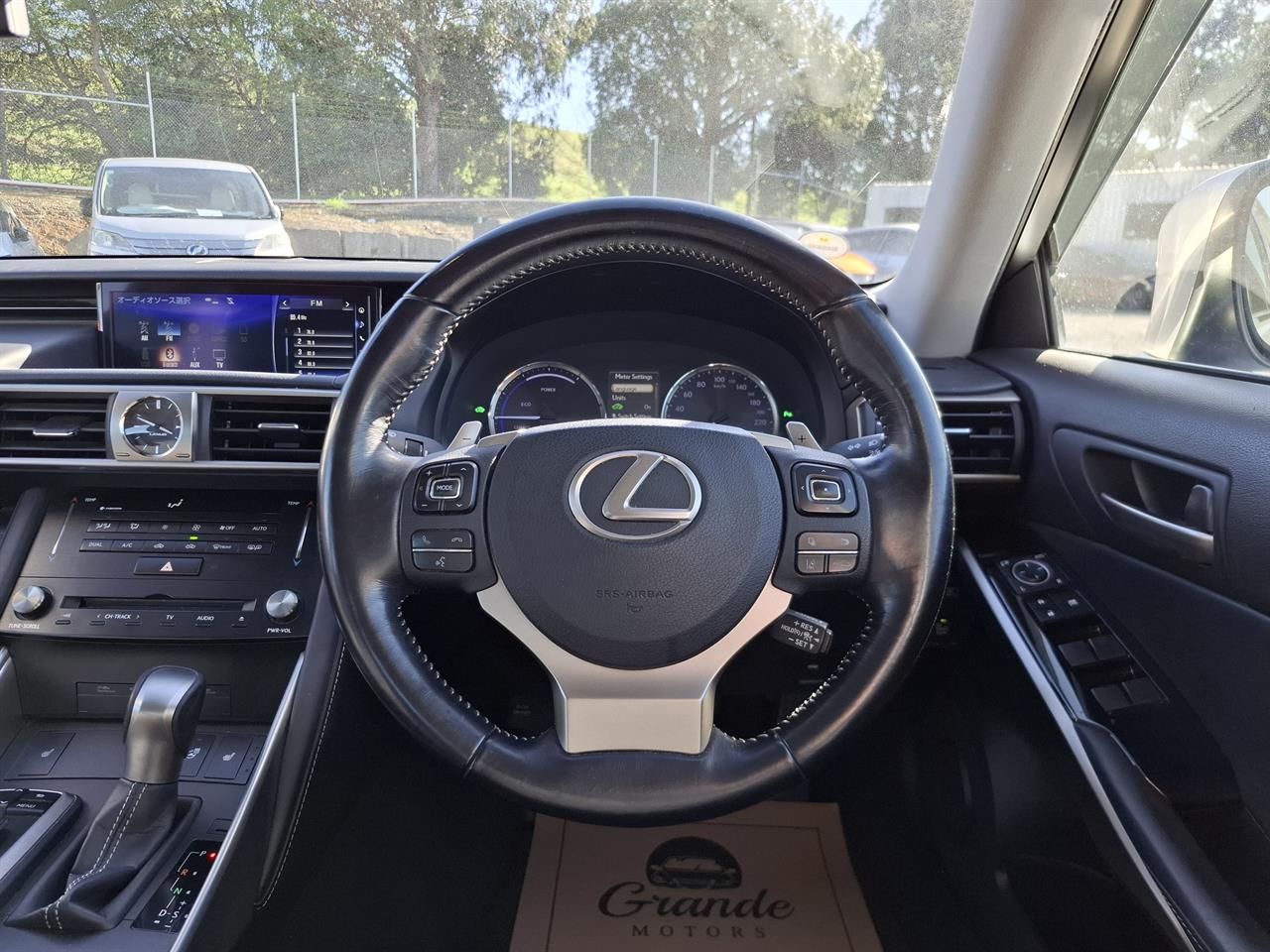 2017 Lexus IS 300h Radar cruise.Blind spot.Lane assist.Alarm.10 Airbags. Carousel 7