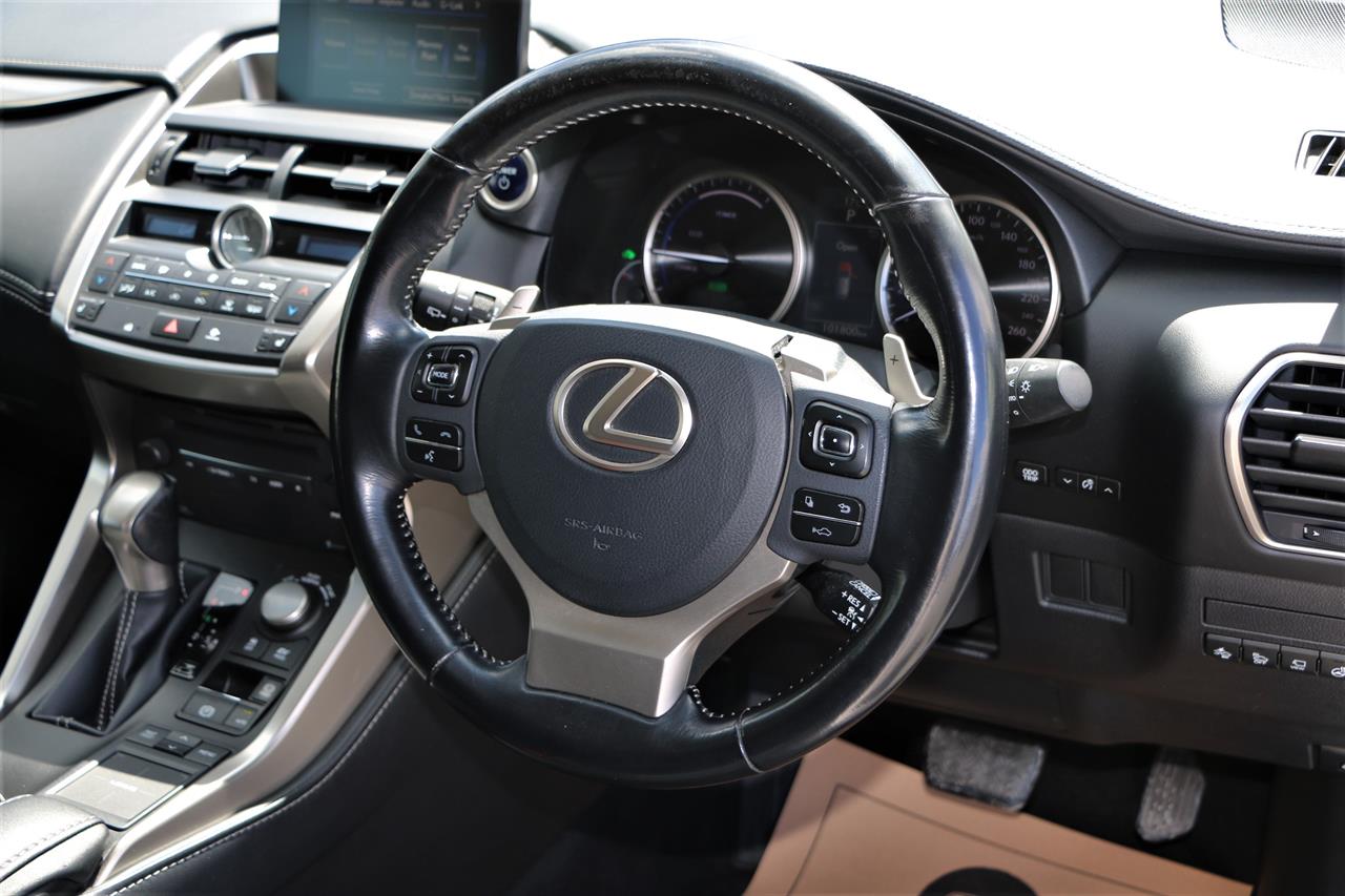 2016 Lexus NX 300h Hybrid.Leather.Safety radar.Radar cruise.Alarm.10 Airbags. Carousel 9