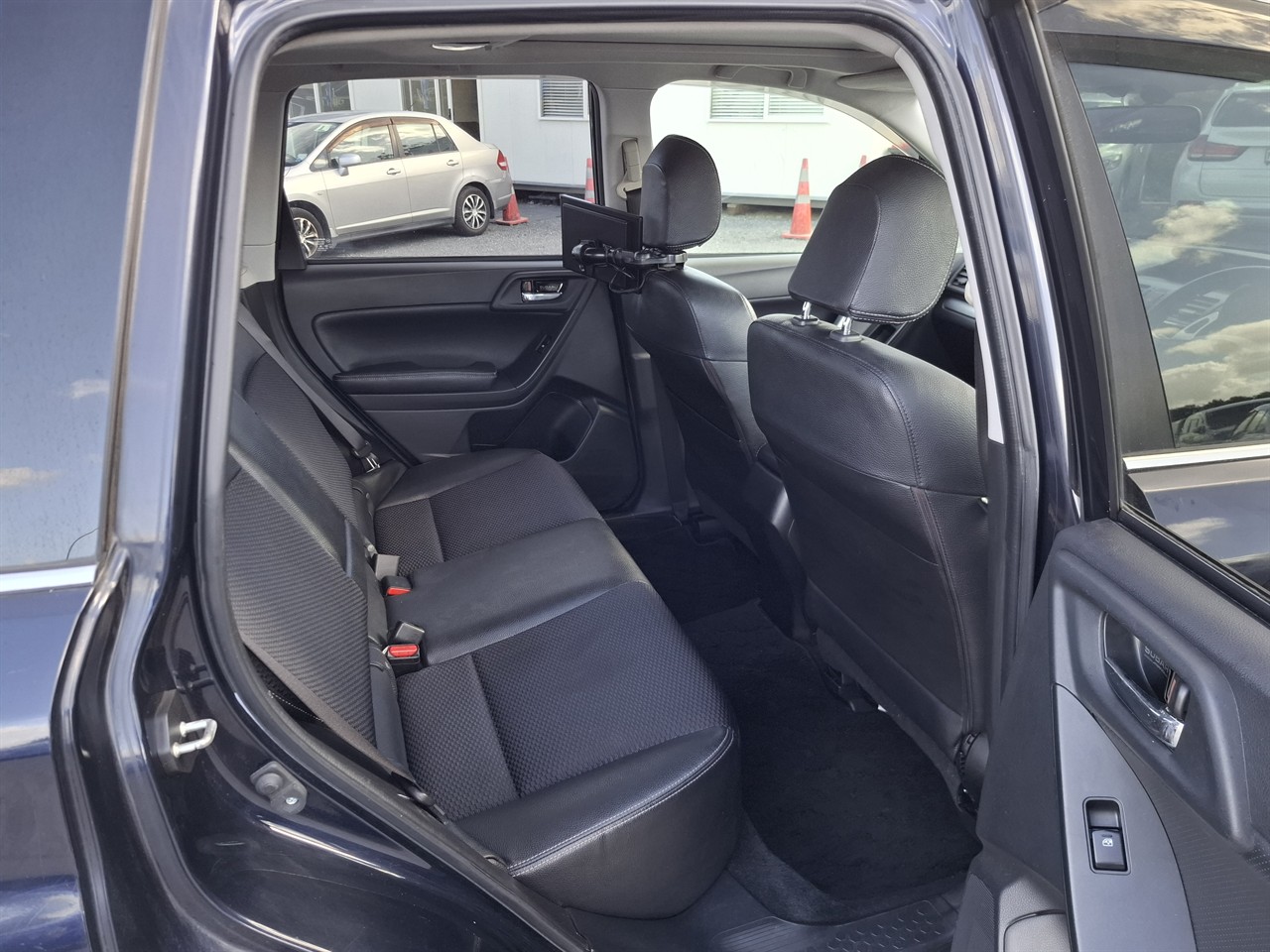 2013 Subaru Forester Turbo.Cruise Control.Elecric Seats Carousel 1