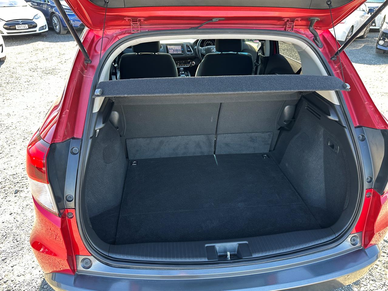 2016 Honda Vezel Hybrid.Rear camera.Cruise control. Carousel 19