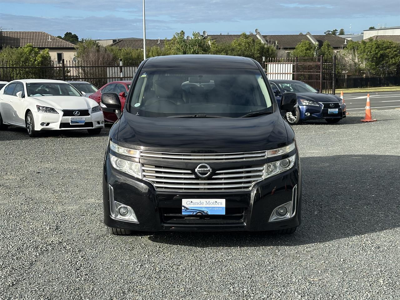 2012 Nissan Elgrand Highway star.Rear camera 7 Seats Carousel 10