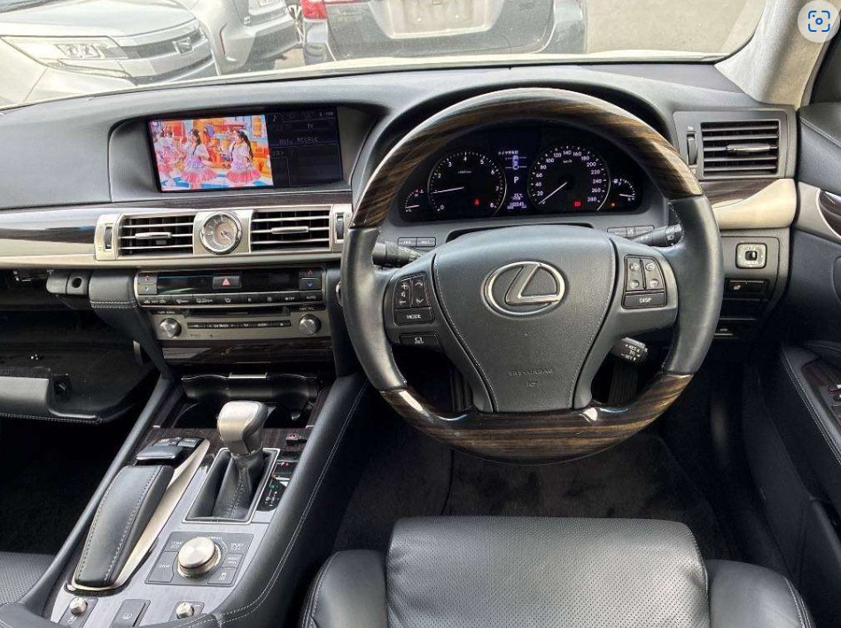 2014 Lexus LS 460 Transit C Package I Pack Carousel 4