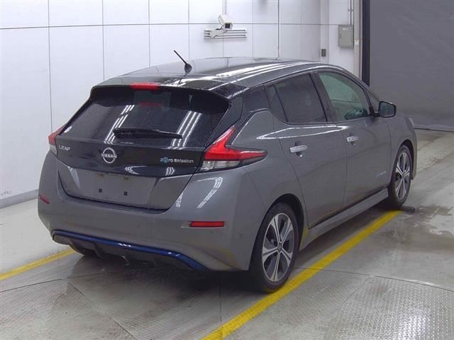 2022 Nissan Leaf SOH 90,07 G model Pro Pilot Carousel 1