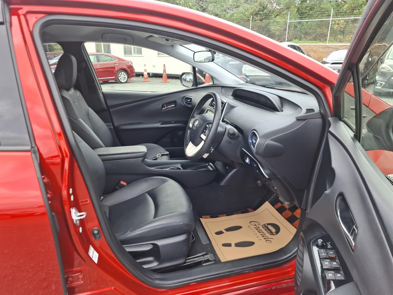 second hand 2016 Toyota Prius G.Radar cruise.Lane assist.Rear cam.Alarm.8 Airbags. for sale NZ Collage 1