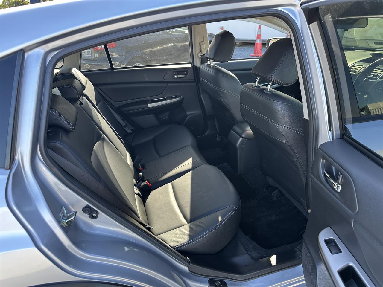 2014 Subaru XV Hybrid.4WD.EyeSight.Radar cruise Rear camera.New tires. Carousel 1
