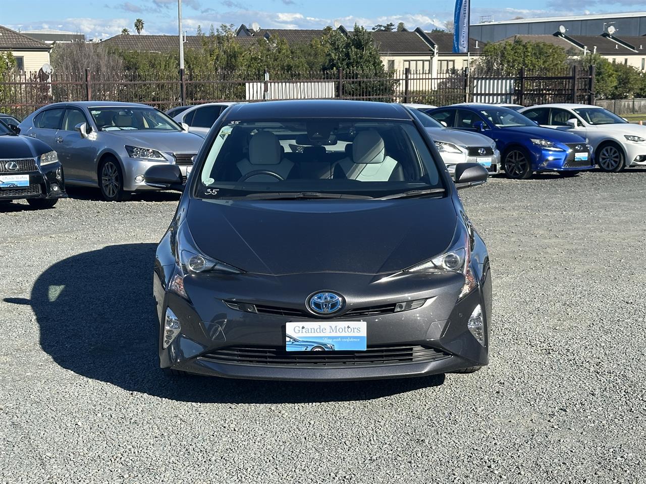 2018 Toyota Prius G.Leather.HUD.Radar cruise.Lane assist.Park sens.Alarm.8 Airbags. Carousel 11