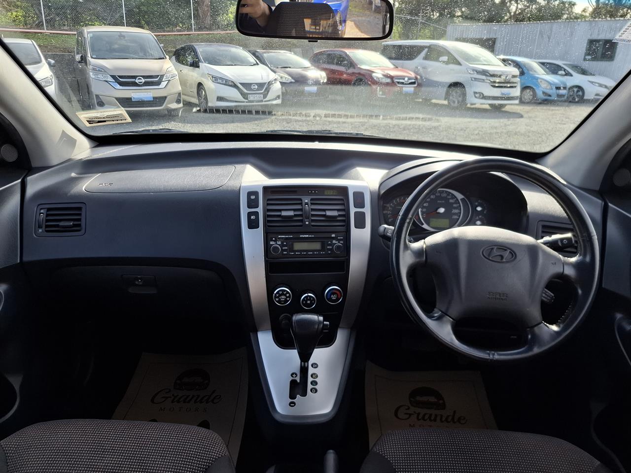 2007 Hyundai Tucson NZ NEW.Towbar.Roof rails.Park sens.Cruise control.8 SRS Airbags. Carousel 4