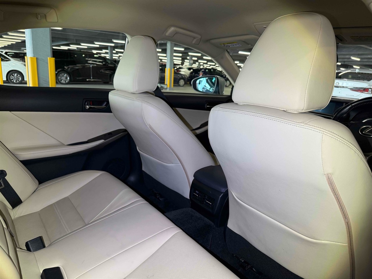 2015 Lexus IS 300h Transit Hybrid L Package Cruise Control Carousel 9