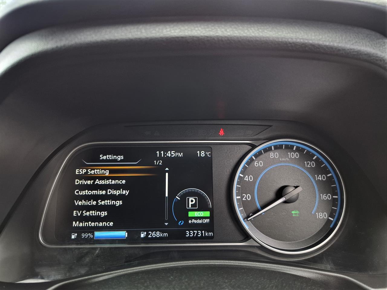 2022 Nissan Leaf 90.10% Soh low km Carousel 9