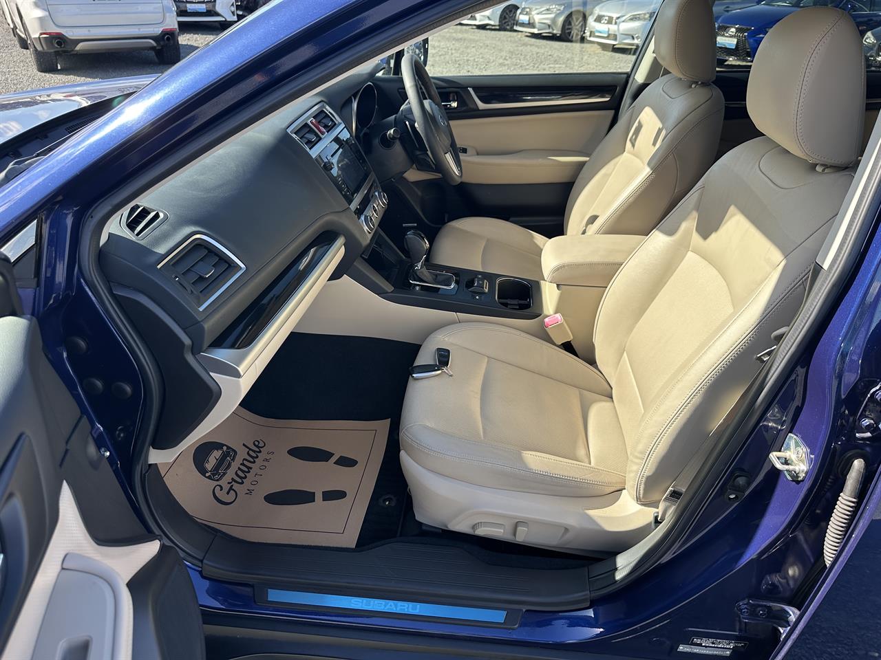2017 Subaru Outback Eyesight.Harman/Kardon.Blind spot.Lane assist.Radar cruise.Alarm. Carousel 3