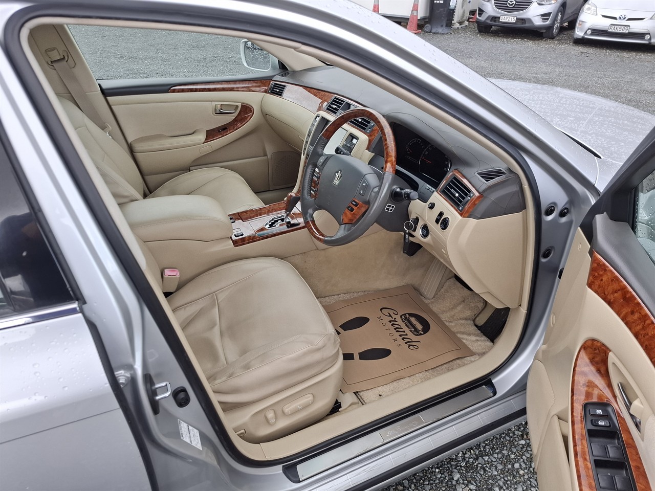 2005 Toyota Crown Royal Saloon.Reversing Camera.SRS Airbags Carousel 19