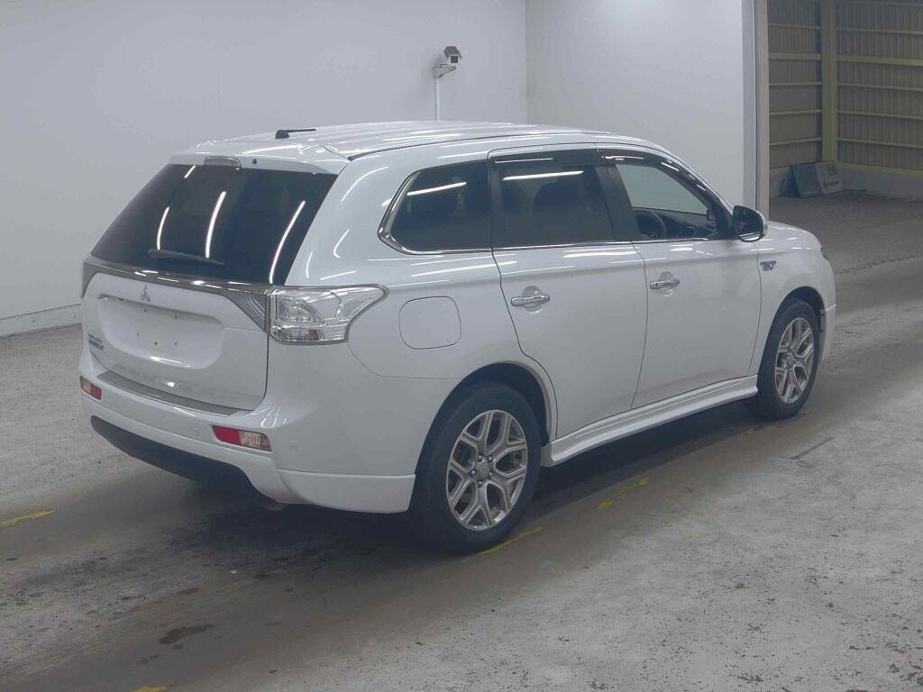 2013 Mitsubishi Outlander PHEV 4WD G NAVI PACKAGE Carousel 6