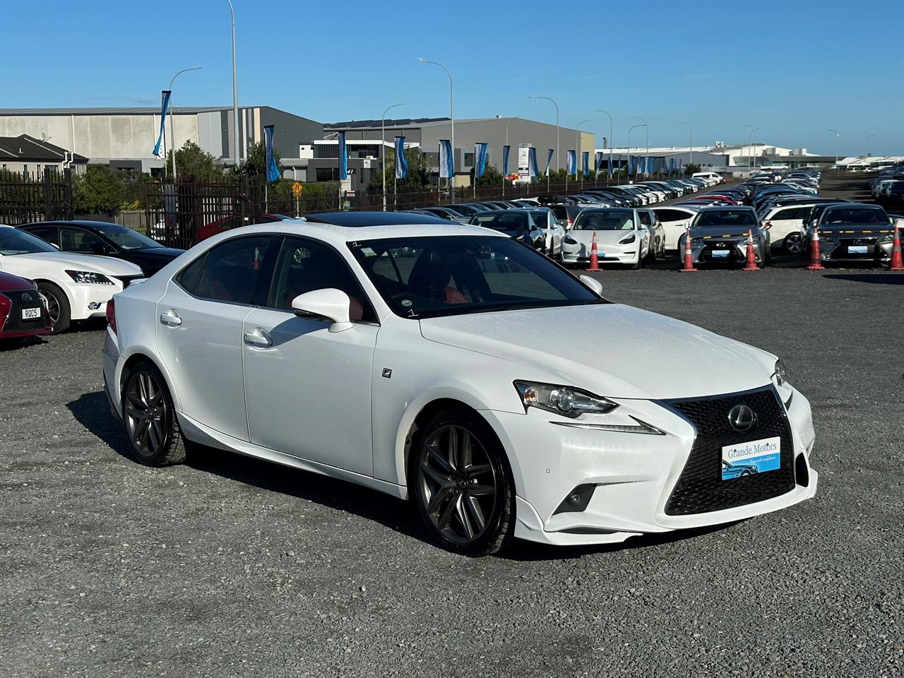 2014 Lexus IS 350 F-sport.Sunroof.Leather.Radar cruise.Park sens.Alarm.10 Airbags.