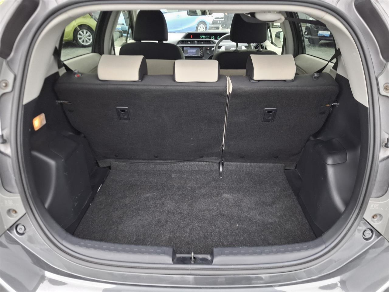 second hand 2012 Toyota Aqua Engine button start.SRS Airbags. for sale NZ Collage 1