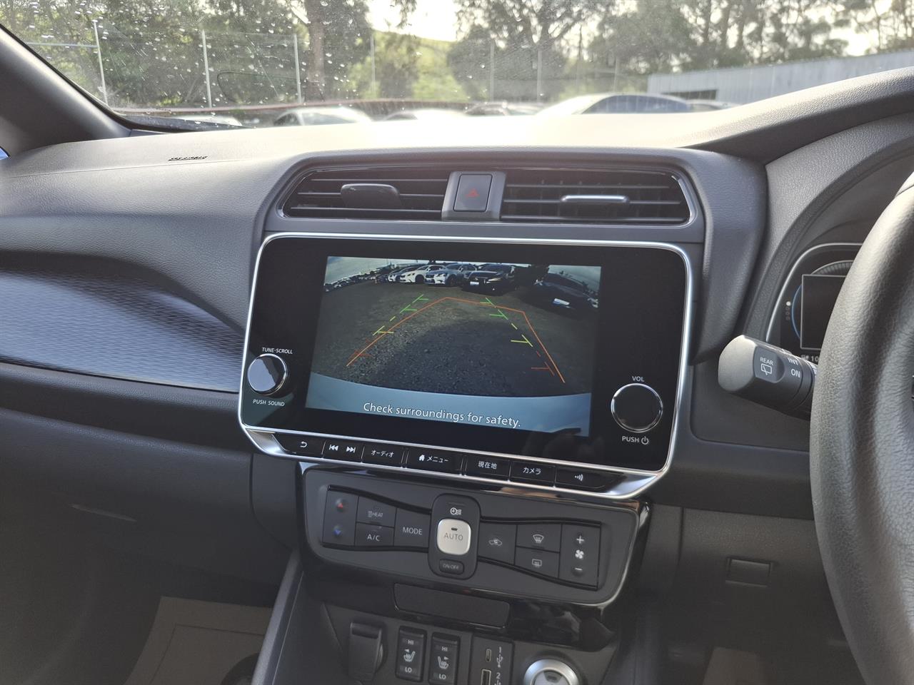 2021 Nissan Leaf 40KW.SOH89%.Android/ApplePlay.10 Airbags.Cruise control.Park sens.Rear cam. Carousel 6