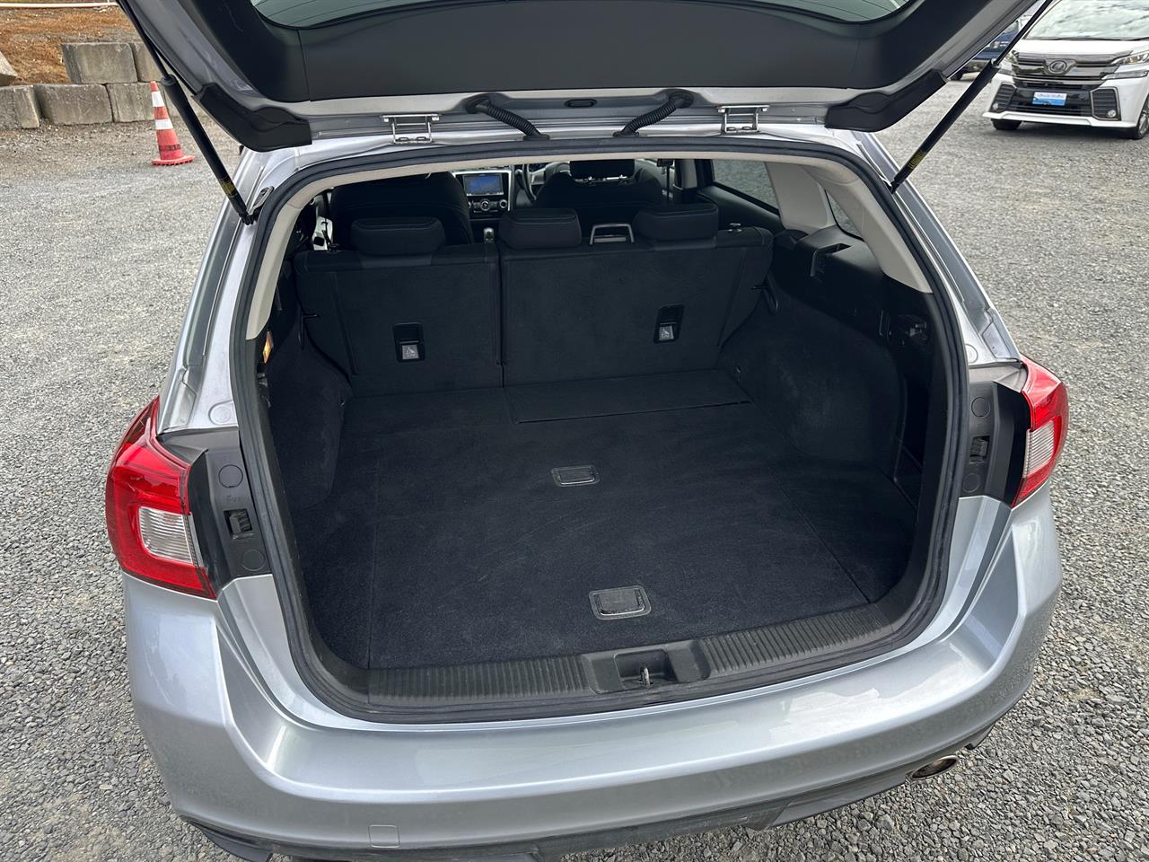 2014 Subaru Levorg 4WD.Eyesignt.Lane assist.Radar cruise.Rear cam.Button start. Carousel 8