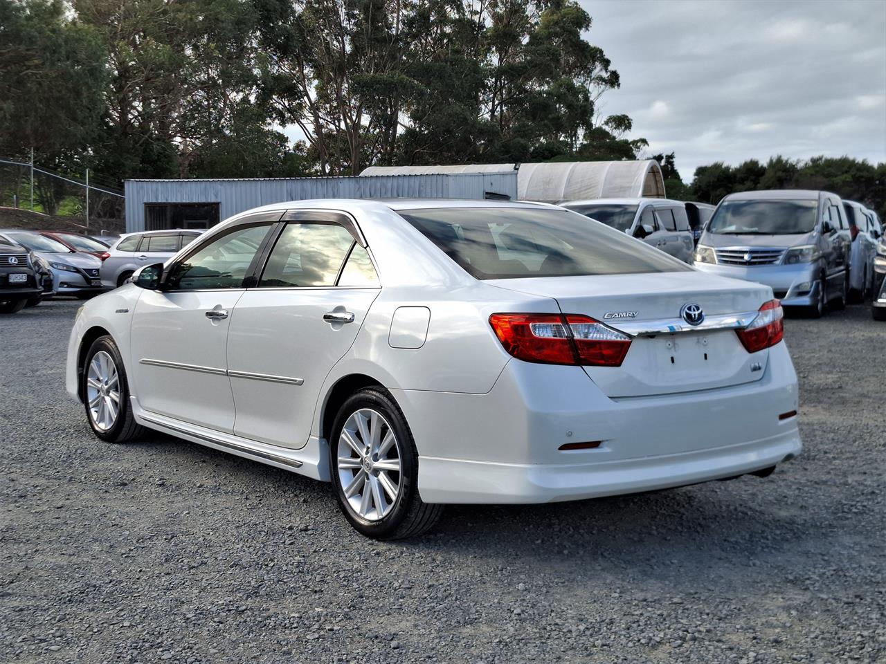 2012 Toyota Camry Hybrid.Gspec.Leather.Cruise control.8 Airbags Carousel 14