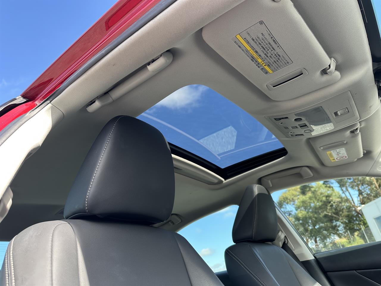 2015 Lexus IS 300h Hybrid.Sunroof.Cruise control.Alarm.10 Airbags.Rear camera.Park sens. Carousel 18