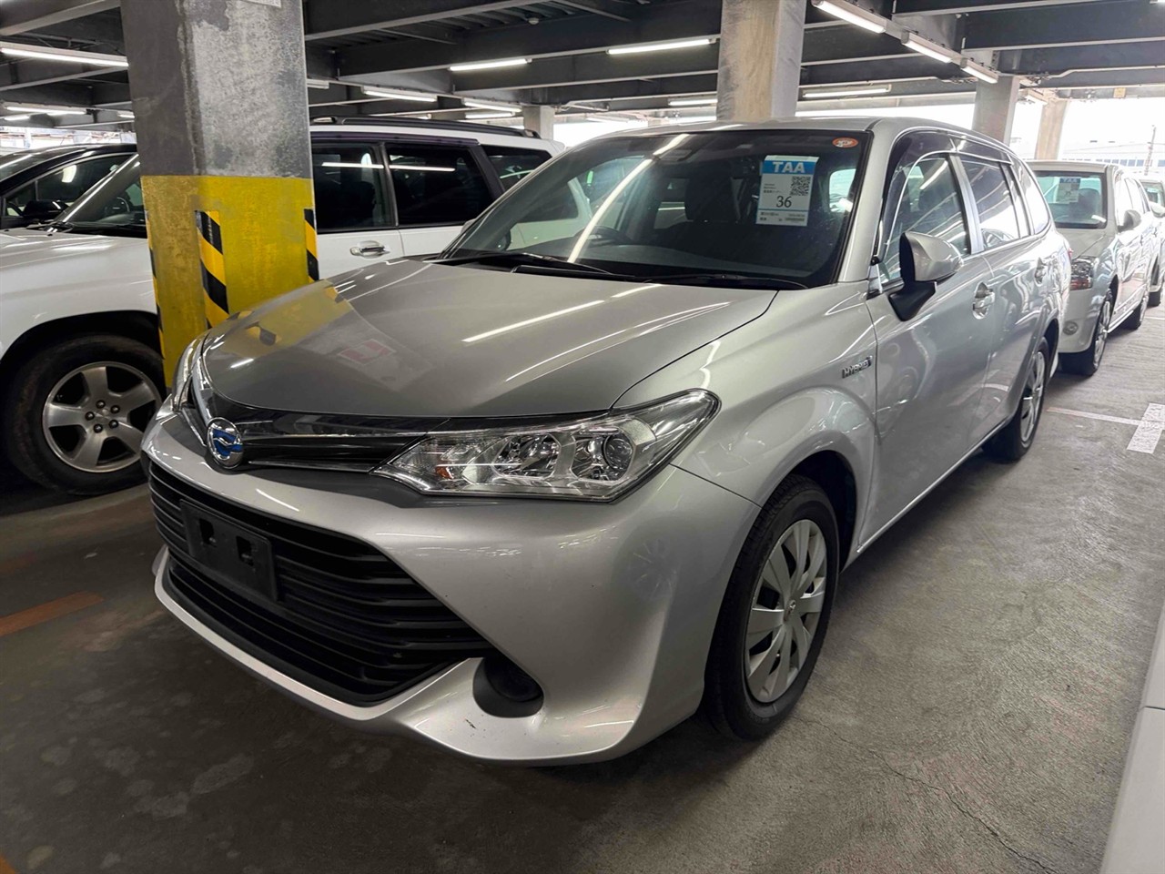 2017 Toyota Corolla Transit FIELDER HYBRID Carousel 3