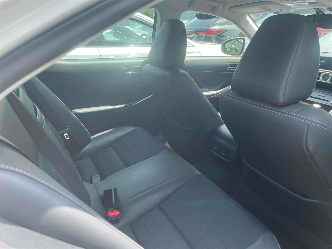 2015 Lexus IS 300h Transit Hybrid Cruise control Carousel 1