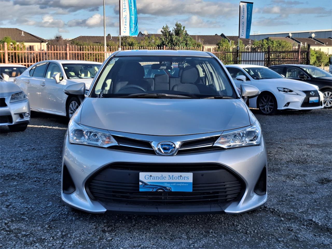 2021 Toyota Corolla Fielder.Hybrid.Lane assist.Rear cam.Park sensors.Safety radar. Carousel 7